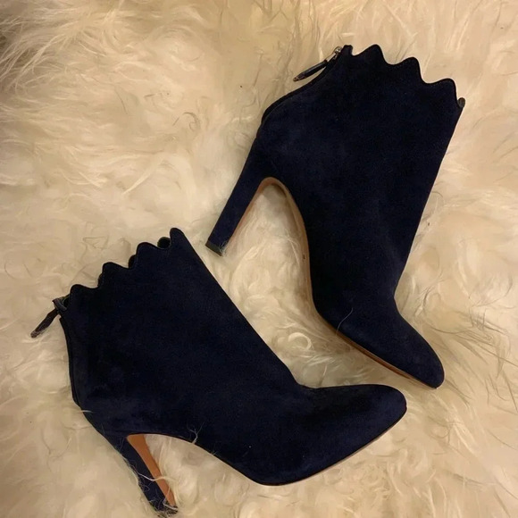 ALAIA NEW Scalloped Suede Ankle Bootie Boots Navy - Picture 7 of 9